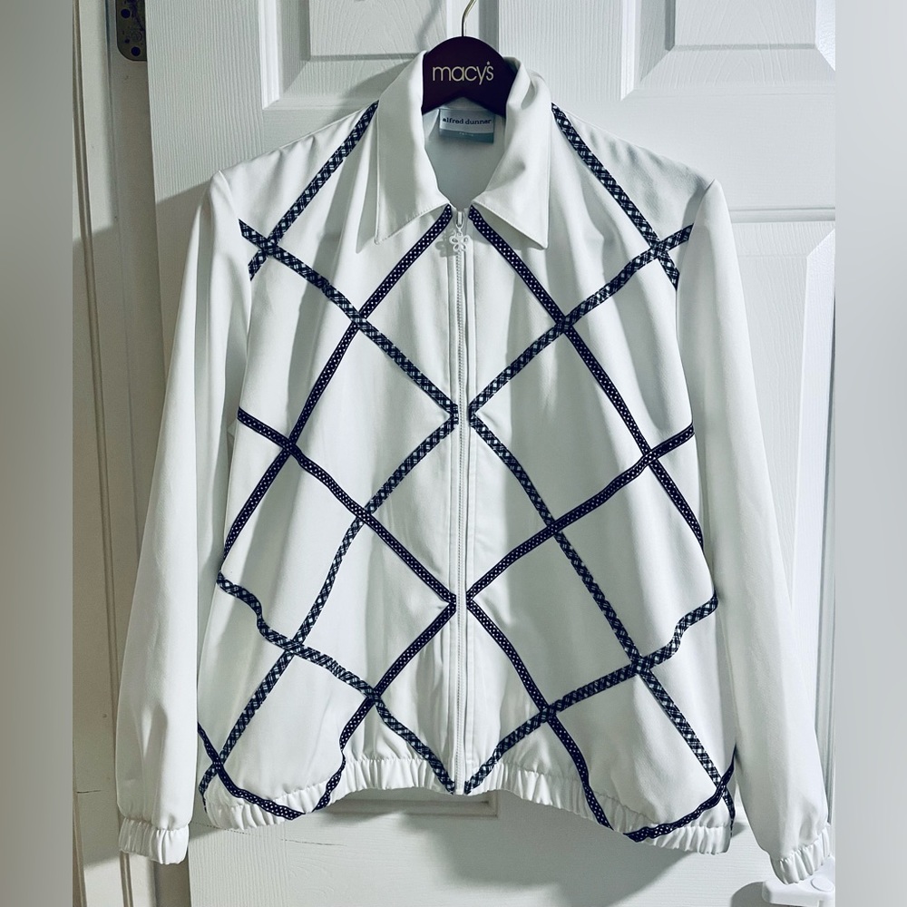 Jacket size 14